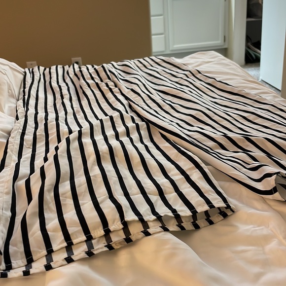 Romper - Picture 3 of 5